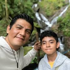 Feliz cumpleaños, Julián! 🎉🎂 Mi vida cambió para mejor el día en que  naciste, y estoy increíblemente orgulloso de la persona en la que te estás  convirtiendo. Que este nuevo año esté