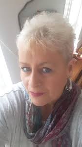 Pin de Diane Cobb en short haircuts