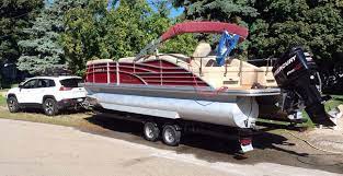 Bennington Pontoon Boat On The Trailer And Ready To Go With Todd Joey S Get Your Bennystyle With A New Bennington Pontoon Boat Pontoon Boat Pontoon Boat