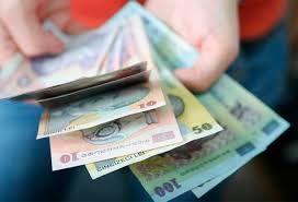Senatorii şi deputaţii vor câştiga un salariu de bază de 18.000 de lei, potrivit unui draft al noii legi a salarizării unitare obţinut de „adevărul, de aproape trei ori mai mult decât un medic primar. Ce Prevedere Noua Lege A SalarizÄƒrii AdoptatÄƒ De Guvern Bani Mai PuÈ›ini Pentru Bugetari MÄƒriri Pentru Demnitari Universul Argesean