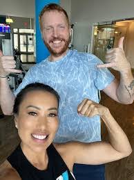 Kim Penrose's Instagram, Twitter & Facebook