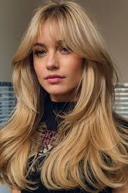 Antoinette Nash's Instagram, Twitter & Facebook