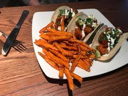 In a large skillet over medium high heat, heat the remaining 1 tbs. Fish Tacos Sweet Potato Fries Picture Of Fish City Grill Lakeland Tripadvisor