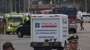 The truck forced its way into the facility, hit a wall and detonated, killing 22 people (including the perpetrator) and injuring 68 others. Atentado En La Escuela De Cadetes General Santander De Bogota Al Menos 9 Muertos Marca Claro Colombia