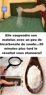 Elle Saupoudre Son Matelas Avec Un Peu De Bicarbonate De Soude 30 Minutes Plus Tard Le Resultat Baking Soda On Mattress Baking Soda Drain Cleaner Baking Soda