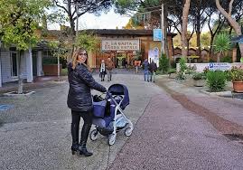 Babbo natale ti permettera' anche di conoscerepinocchio portandoti davvero a collodi a scoprire come e' nata la storia del piu' famoso burattino del mondo! La Baita Di Babbo Natale Montecatini Terme La Nostra Esperienza