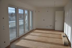 Schöne helle 76 qm wohnung im 1sten obergeschoss mit balkon und kellerraum. 3 Zimmer Wohnung Zu Vermieten Adolf Kolping Strasse 14 93426 Roding Cham Kreis Mapio Net