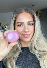 Bench Glossy Cheek Jelly Review