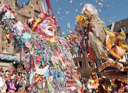 Gerne nehmen wir gruppenbestellungen für besichtigungen entgegen. Haus Des Karnevals Karneval In Dusseldorf
