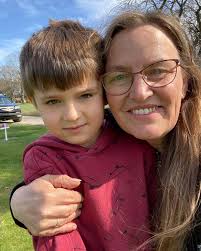 Leslie Cushing (@lescushing) • Instagram photos and videos