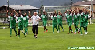 وتوافد أكثر من 5 آلاف مشجع إلى ملعب حمادي العقربي برادس، ليتجاوز العدد المسموح به، ما دفع الأمن لمحاولة السيطرة على الموقف وتفريقهم. Ø±Ø§Ø¨Ø·Ù‡ Ù…Ø´Ø¬Ø¹ÙŠ Ù†Ø§Ø¯ÙŠ Ø§Ù„Ø§Ù‡Ù„ÙŠ Ø§Ù„Ø³Ø¹ÙˆØ¯ÙŠ Home Facebook