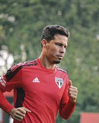 Foi pelo alto que o time. Sao Paulo E Hernanes Discutem Futuro Do Jogador Saida Pode Ocorrer Antes Do Fim Do Contrato Sao Paulo Ge