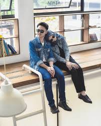 Foto prewedding hijab casual modern. Konsep Prewedding Outdoor Foto Prewedding Hijab Delia Hijab Sukabumi