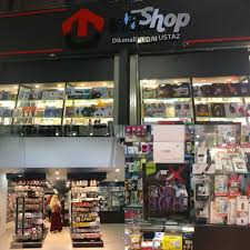 The calculated flying distance from shah alam to kediri is equal to 1044 miles which is equal to 1680 km. Kedai Ustaz Kota Damansara Outlet Terbaru Di Kompleks Pkns Shah Alam Bersebelahan Subway Dan 7 Eleven Waktu Operasi 8pagi 12 Tengah Malam Facebook
