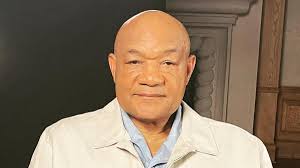 Quién era George Foreman, la leyenda del box que triunfó también en el  marketing