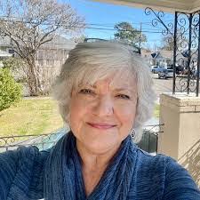 Diane Picard's Instagram, Twitter & Facebook