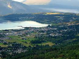 Stop by at the auto center for repair & maintenance. Salmon Arm On The Shuswap Lake My Hometown Salmon Arm British Columbia Pacific Rim National Park