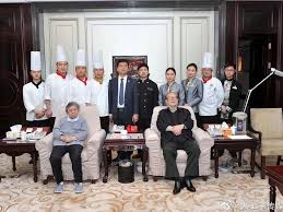 Born 17 august 1926) is a chinese retired politician who served as general secretary of the communist party from 1989 to 2002, as chairman of the central military commission of the communist party of china from 1989 to 2004, and as president of the people's republic of china from 1993 to 2003. ç¥žéš±é€¾ä¸€å¹´93é«˜é½¡ä¸­å…±å‰ç¸½æ›¸è¨˜æ±Ÿæ¾¤æ°'è¢«æŒ‡ç¾èº«æšå·ž ä¸­åœ‹ æ–°é ­æ®¼newtalk