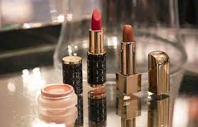 Jetzt neu oder gebraucht kaufen. Gesehen Im Bon Marche Your Lipstick Your Secret Weapon