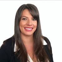 Kendra Morales's Instagram, Twitter & Facebook