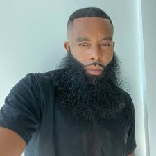 Desde Baltimore, MD, a Springfield, MA! ¡Felicidades a @carmeloanthony por  convertirse en el Salón de la Fama de la primera votación! ¡Te lo mereces,  leyenda! 🫡