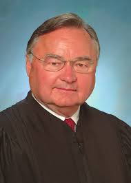 2006 ANNUAL REPORT OF THE ILLINOIS COURTS Administrative Summary