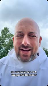 „Anstoß für ein neues Leben“ ist eine tolle Aktion der  Sepp-Herberger-Stiftung des @dfb! #DFB #weisstebescheidt #moderation  #moderator