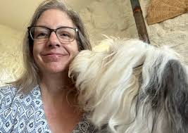 Who can recommend a colorist/stylist for long, curly, medium brown hair in  St. Pete?