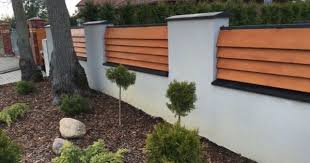 Mehr Auf Http Germaplan Eu Gartenzaun Eisenzaun Gitterzaun Metallzaun Zaunfelder Schiebetore Flugeltore Zau Haus Und Garten Zaunfelder Einfahrtstor