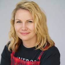 Janette Mcleod's Instagram, Twitter & Facebook