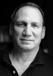 LE MÉDECIN MALGRÉ LUI