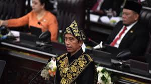 Pada dasarnya disaat wanita single mengalami mimpi yang berkaitan dengan mimpi sekelompok sama orang yang di taksir, biasanya tabir mimpinya terkait dengan perasaan bangga. Jokowi Jangan Ada Yang Merasa Paling Pancasilais Sendiri