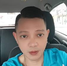 Jing Jing 妗妗- Hello Pulis... MCO ah, ada orang hiao at swimming pool.  哈咯警察MCO 有人在泳池发侨Black Cabor Eva 一哇Purple Cabor Kinki lai #thejingproductions  #