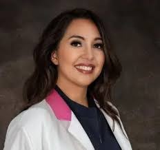 Kelly Mchenry's Instagram, Twitter & Facebook