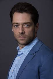 Quick and easy chicken breast recipe with garlic honey sauce