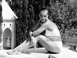 A Scene From Jacques Deray S Film The Swimming Pool Starring Romy Maillot De Bain Maillot De Bain Blanc Maillot De Bain Fille