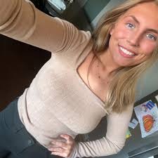 Siarkan Just little old me|Lemon8