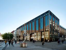 Heißgeliebt und als attraktive standortwahl von den münchner wohnungssuchenden hochgeschätzt wird dieses stadtviertel voller verwinkelter kleiner straßen und repräsentativer. Joseph Pschorr Haus Bauwerk
