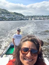 🌟🎉We are the Greenhalgh-Jones family and are looking for a house sit in  California!🎉🌟 We have family in Long Beach, San Diego, Venice, Santa  Monica, The Valley and Downtown LA. We can