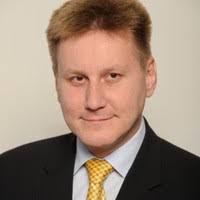 1300+ perfiles de «Pikula»