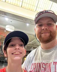 Taking kids to water world tomorrow afternoon until 8 what is still open  after 9 pm so we can go out to eat. Besides McDonald's etc...