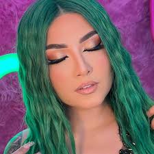 Frances Nieves Makeup...