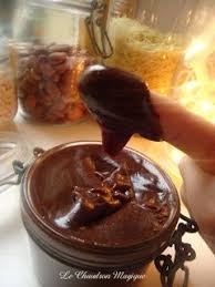 Le Chaudron Magique Pate A Tartiner Au Thermomix Ou Sans Avec Beurre Ou Sans Au Chocolat Au Lait Ou Sans Bref Pate A Tartiner Chocolat Au Lait Recette