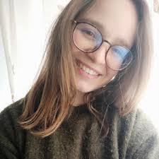 Carlota Alvarez's Instagram, Twitter & Facebook