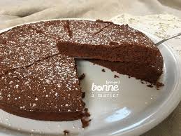 Gateau Fondant Au Chocolat Et A La Farine De Chataigne Presque Bonne A Marier
