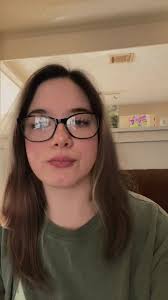 alyssa lawrence (@alyssaalawrence)