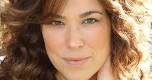 Suburgatory' Creator Advises Actors To Make Their Own Destiny