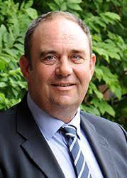 Paul Hyland's Instagram, Twitter & Facebook