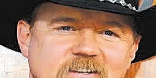 Trace Adkins rocks the Tent