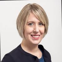 Roslyn Kelly's Instagram, Twitter & Facebook